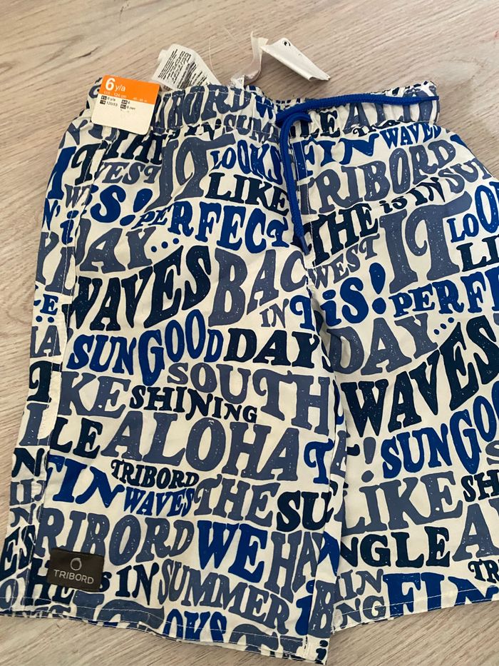 Lot de deux maillots de bain short Tribord décathlon Neufs - photo numéro 2