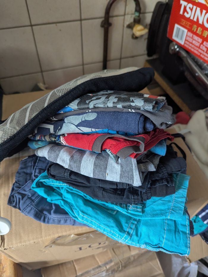 Lot vêtements garçon 4,5,6 ans - photo numéro 3