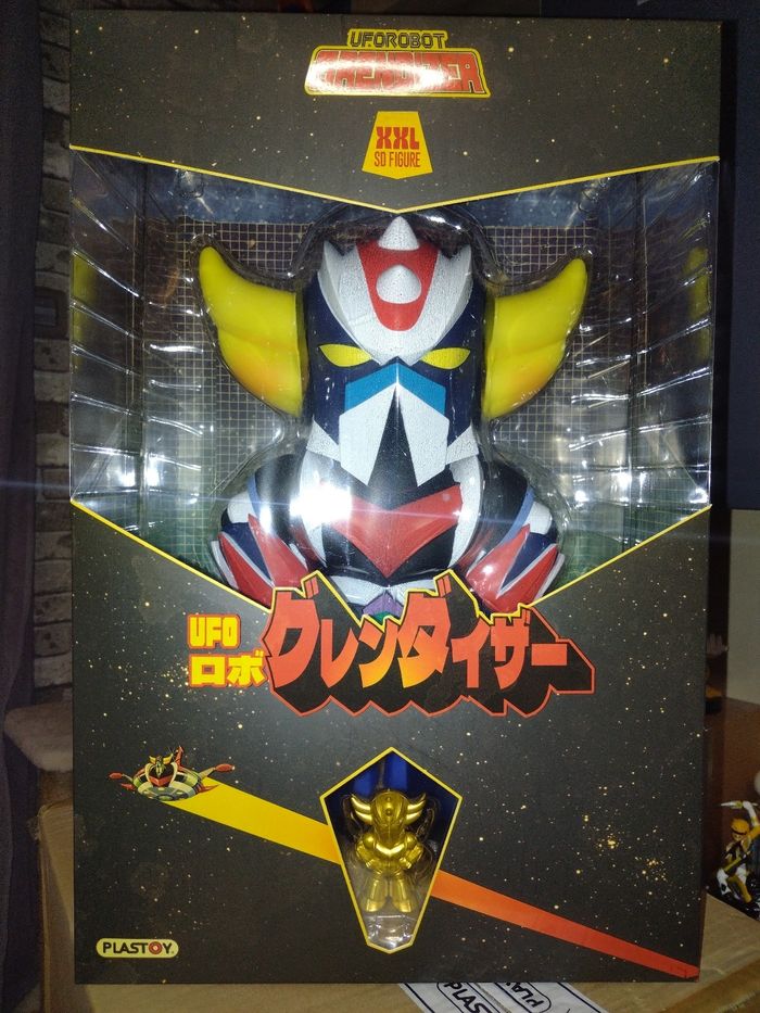 Goldorak 40cm + mini figurine gold