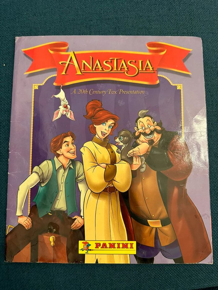 Album livre Panini complet stickers autocollants Princesse Anastasia Russie