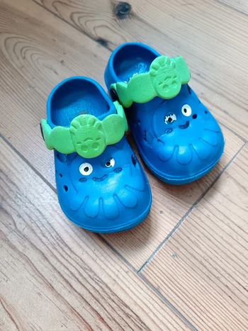 Sandales type Crocs
