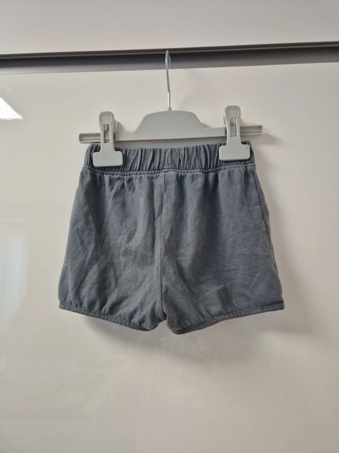 Short 24mois - photo numéro 3