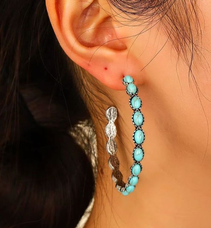 Paire de créoles turquoise - photo numéro 2