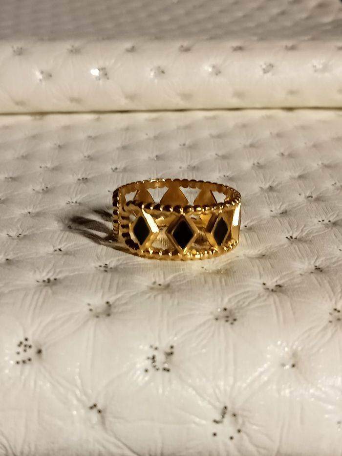 Tres belle bague, pour femme - photo numéro 4