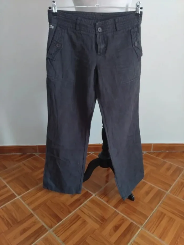 Pantalon jambes larges Lacoste t42