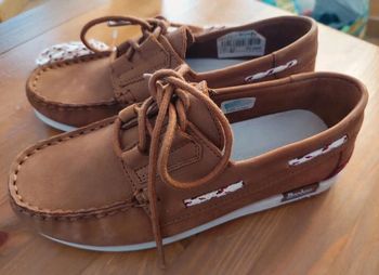 Chaussures bateau en cuir