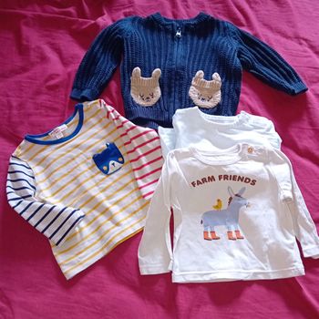 Vêtements bb garçon mi-saison 6-9 mois