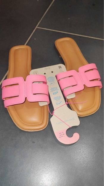 Claquette rose taille 40 neuf avec étiquette 