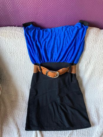 Robe bleu et noir