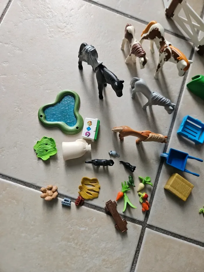 Poney Club + van Playmobil - photo numéro 2