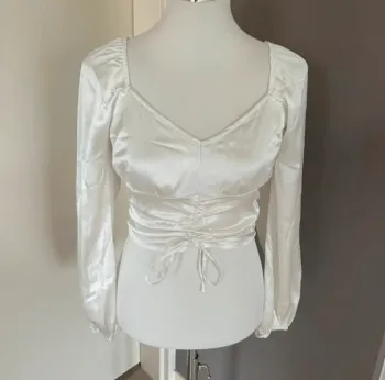 Hollister, top, blouse, blanc, satiné, Crop top femme, taille M