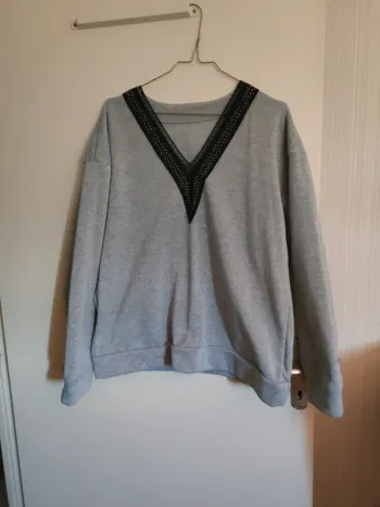Sweat chaud col V