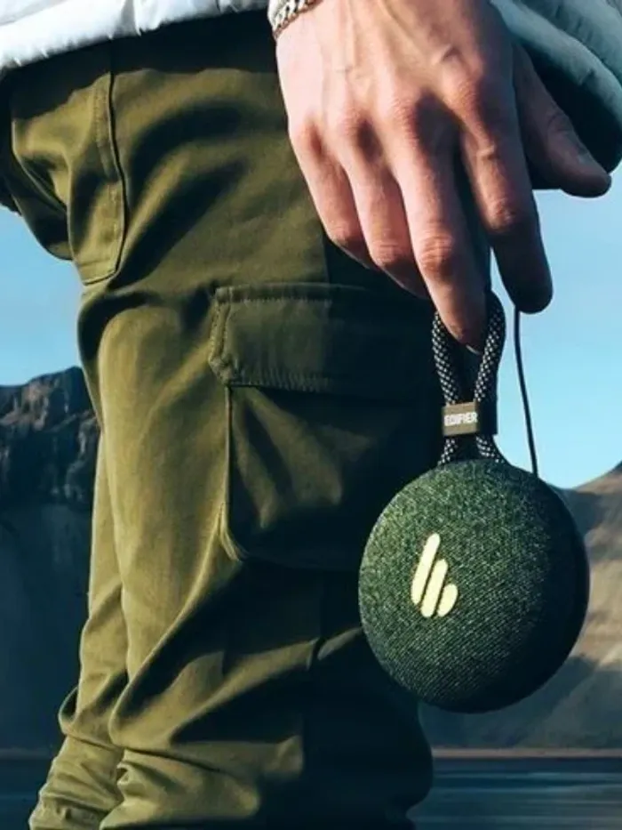 Mp 100 plus haut parleur Enceinte Bluetooth portable couleur vert et noir - photo numéro 4