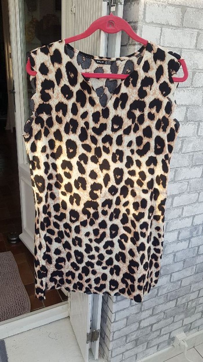 robe courte style léopard