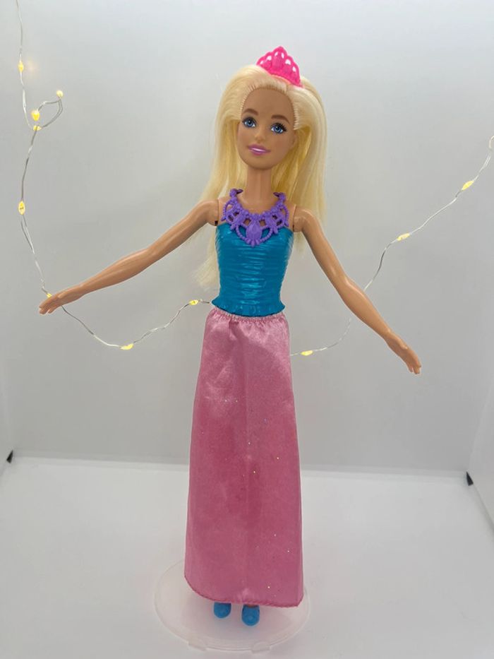 Barbie dreamtopia parfait état. #128 - photo numéro 3