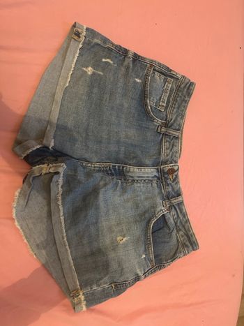 Short à trous 