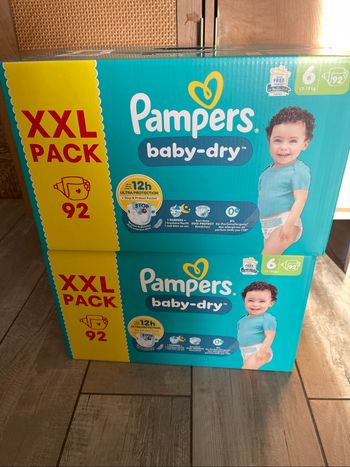184 Couches Pampers taille 6