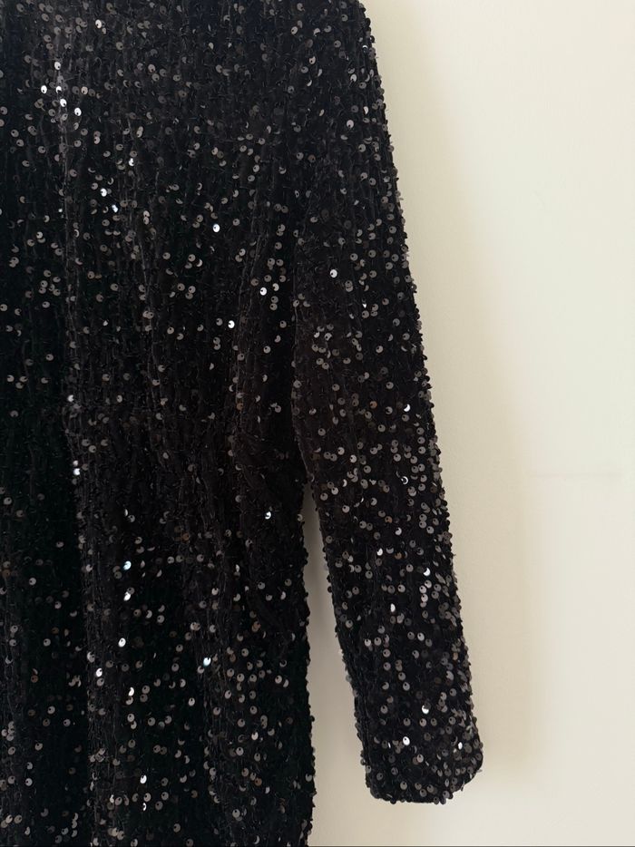 Robe à sequins - photo numéro 2