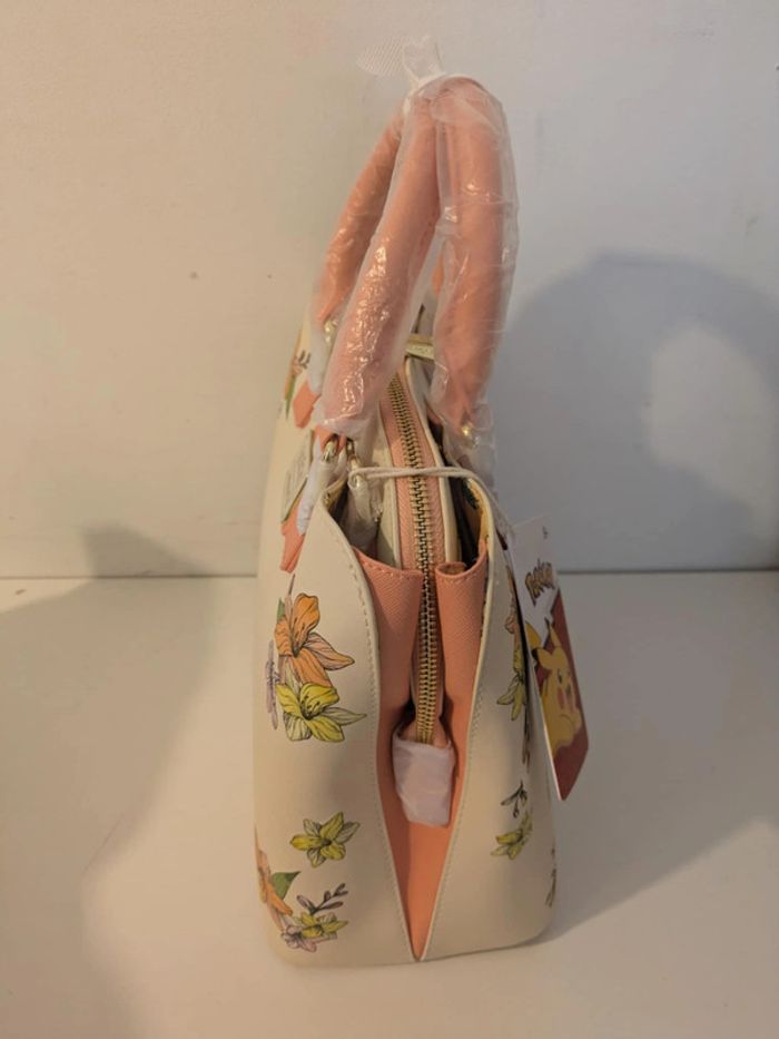 Sac bandoulière Loungefly Pokemon - Mew & Kanto - photo numéro 3