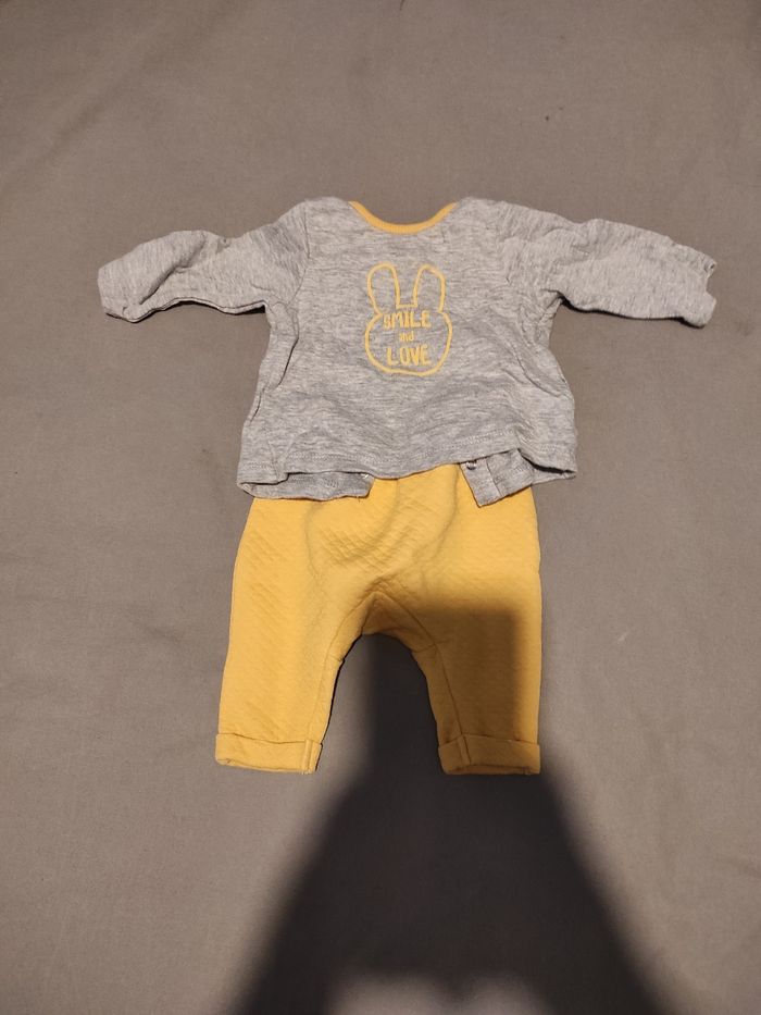 Ensemble taille 1 mois