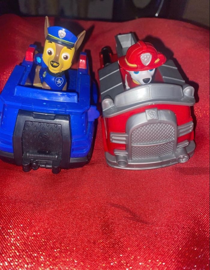 Figurines et véhicules pat patrouille - photo numéro 2