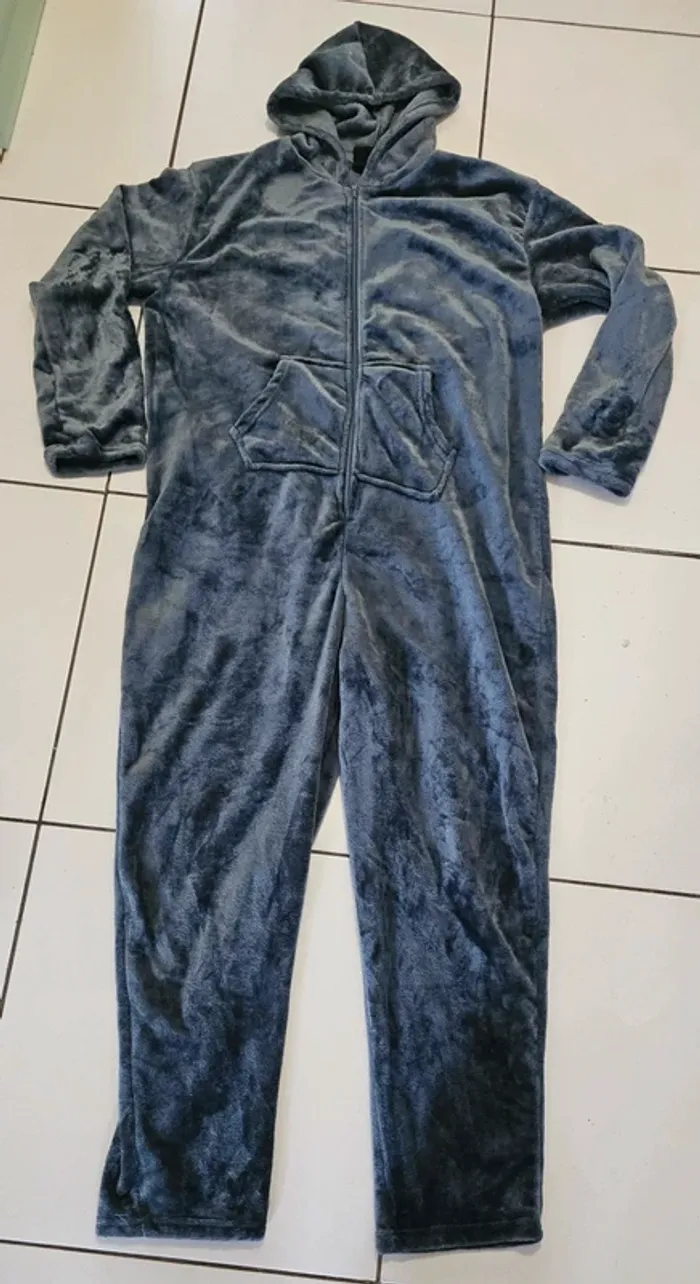 Combinaison pilou pilou XL - photo numéro 2