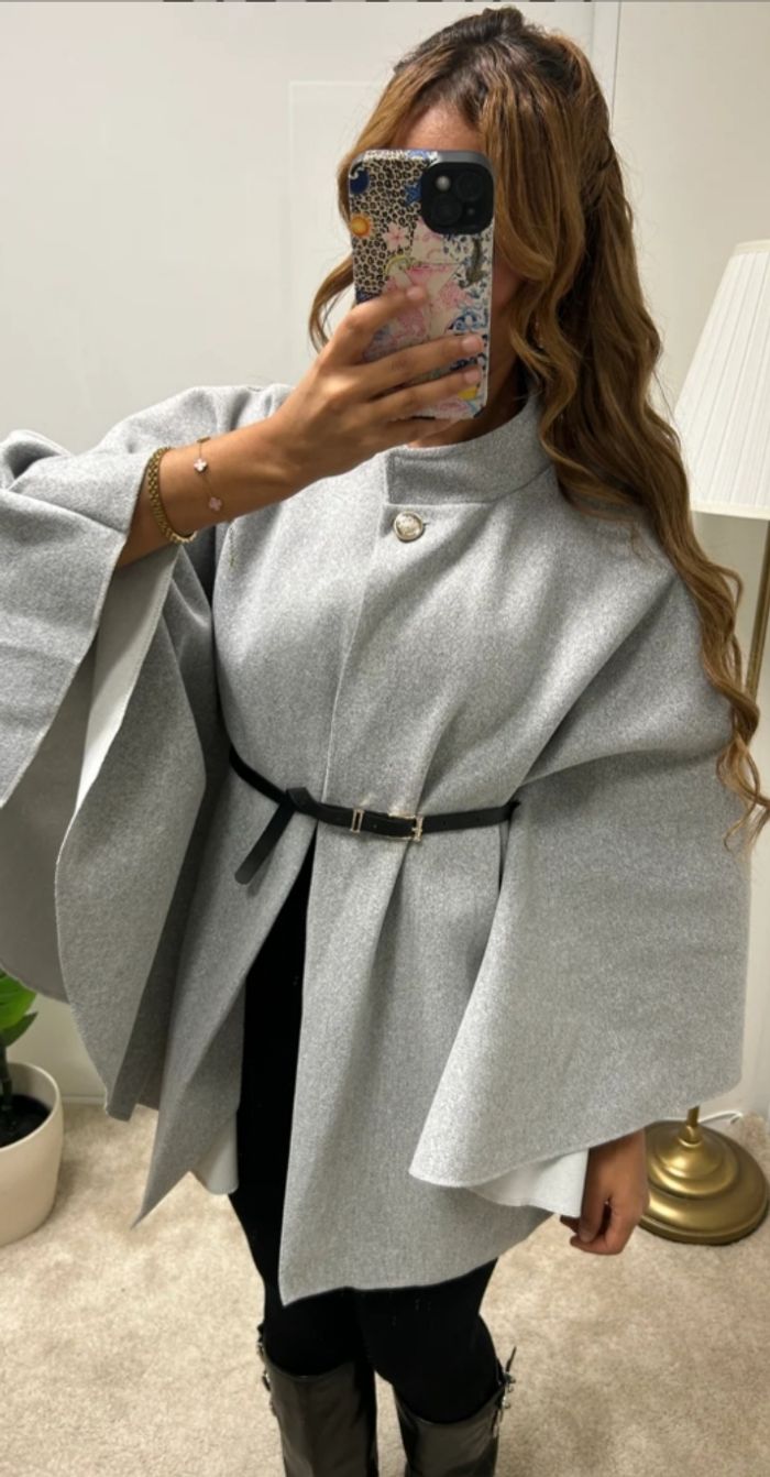 Cape ceinture gris