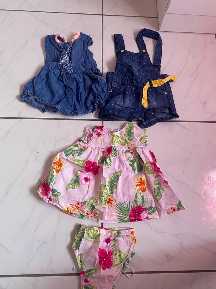 Lot 19 robes 3 mois fille - photo numéro 2