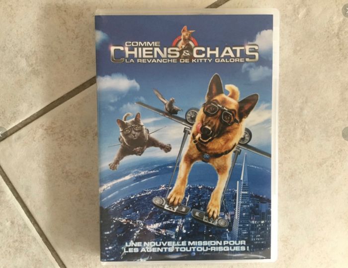DVD dessin animé : Comme chiens et chats neuf