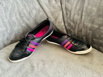 Chaussures ouvertes adidas femme