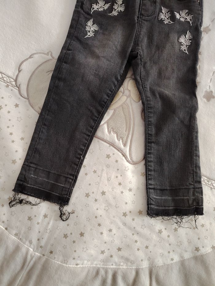 Jeans noir - photo numéro 2
