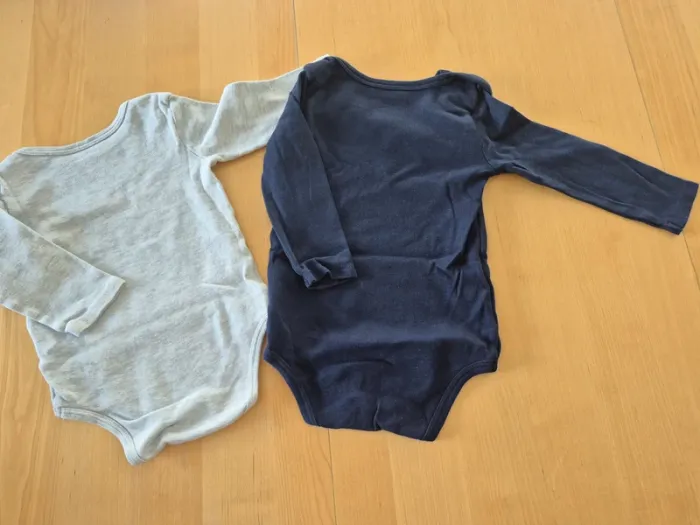 Lot de 2 bodys manches longues 24 mois - photo numéro 3
