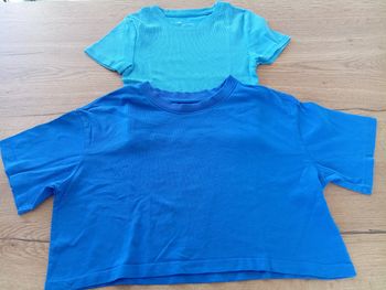 Lot 2 t-shirts