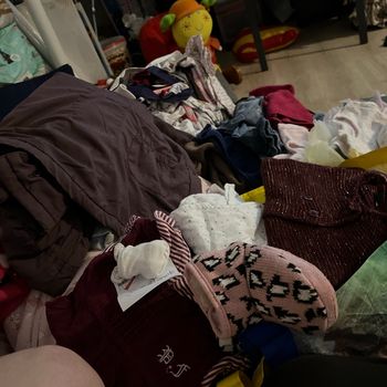Gros lot de vêtements