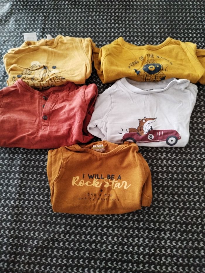 Lot de 5 t-shirts longues manches taille 6 mois