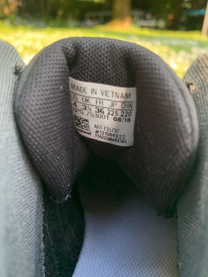 Chaussures Adidas 36 - photo numéro 7