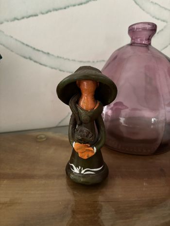 Décoration statuette femme sans visage