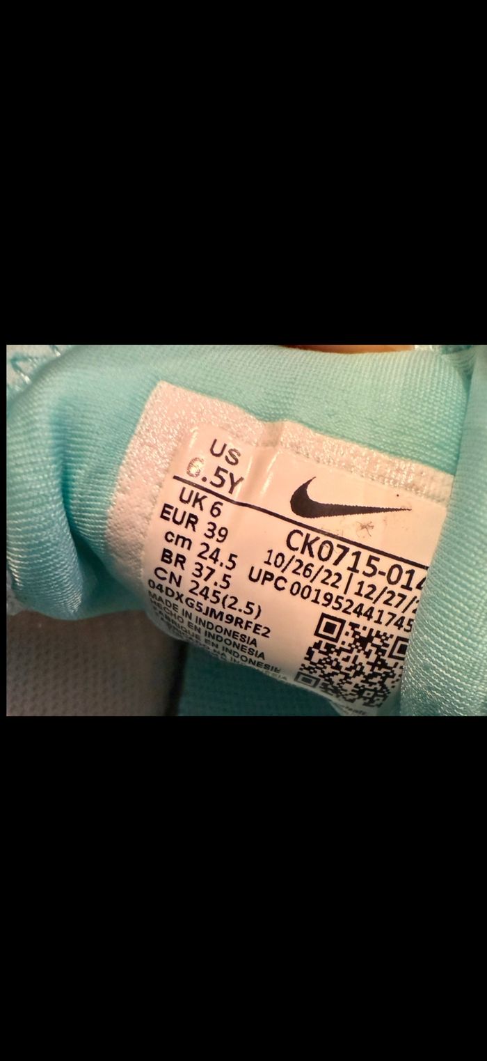 Chaussure basket Nike air zoom blanche et turquoise taille 39 - photo numéro 3