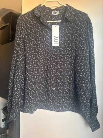 Chemise JDY Taille 36 neuve