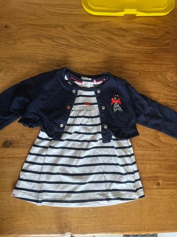 Robe tee shirt et gilet 9 mois
