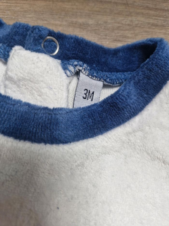 Ensemble tout doux 3mois - photo numéro 2