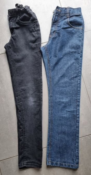 Lot de 2 jeans 👖 12 ans 