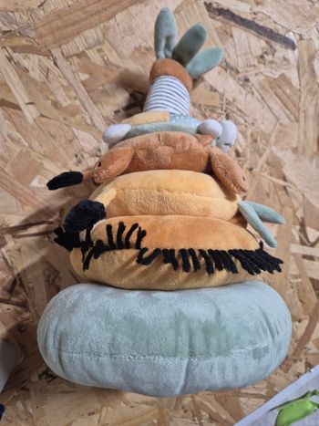 Jouet d eveil Tour a empiler Tanzanie vertbaudet 