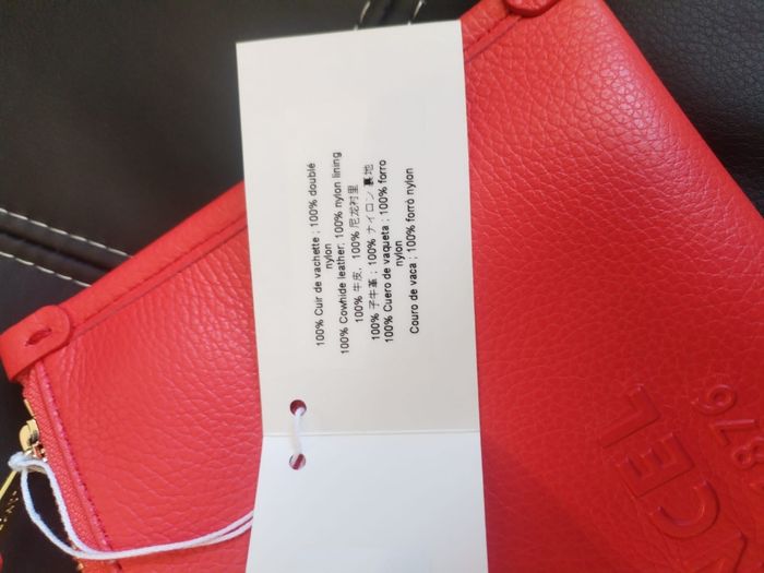 Pochette Lancel zippée avec dragonne - photo numéro 9