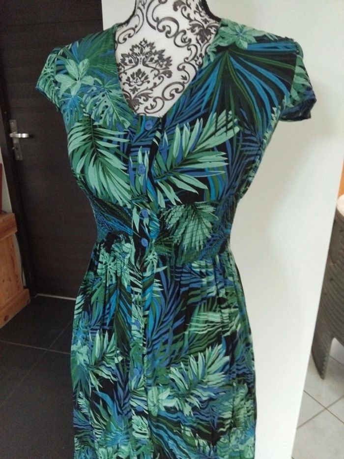 Robe longue mi mollets - photo numéro 2