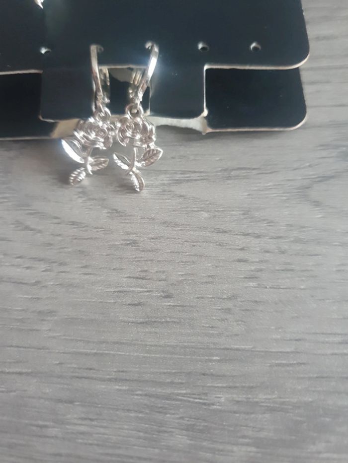 Boucle d'oreille - photo numéro 2
