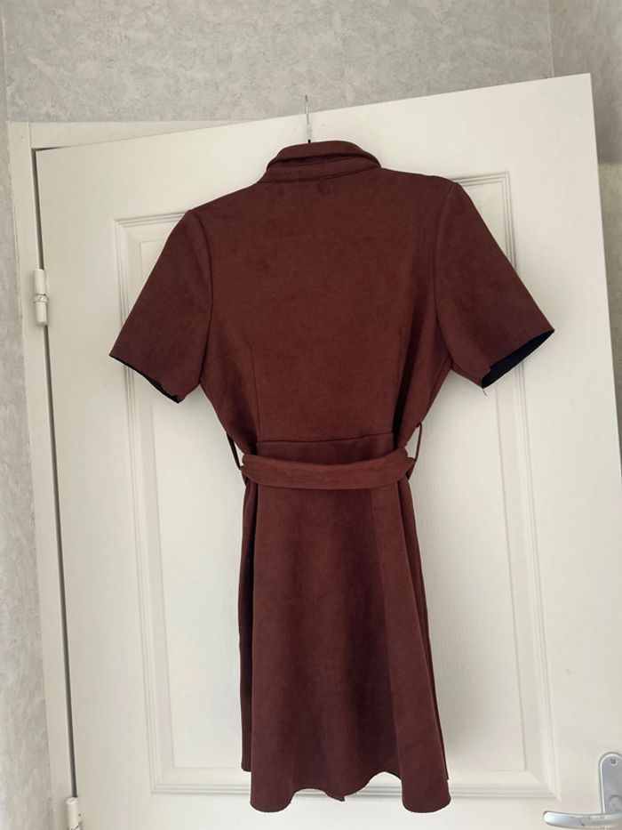 Robe marron - photo numéro 4