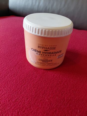 Crème hydratante corporelle 