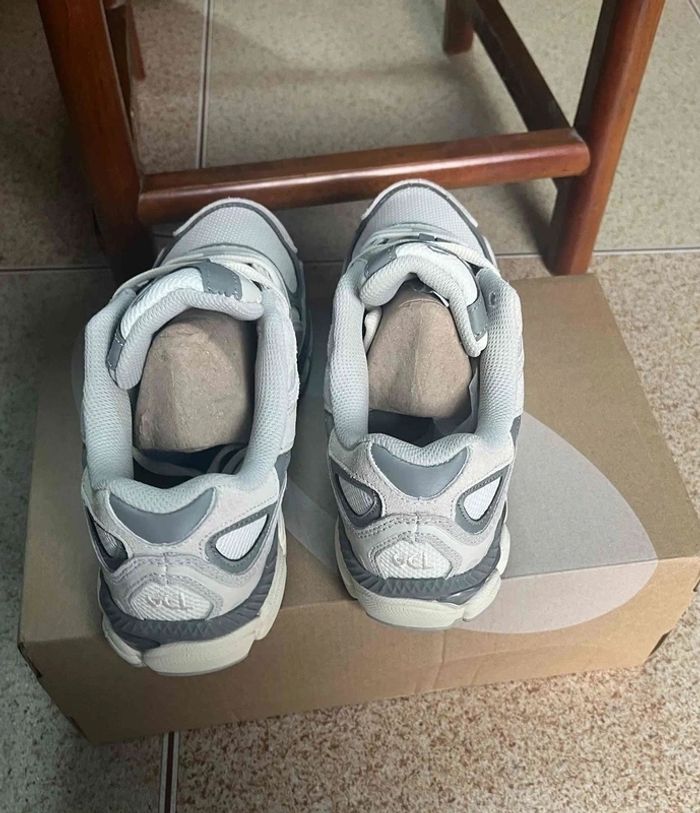 Asics Gel-NYC Taille 41.5 - photo numéro 4