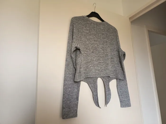 Pull fille Disney Mickey taille M enfant très bon état - photo numéro 5